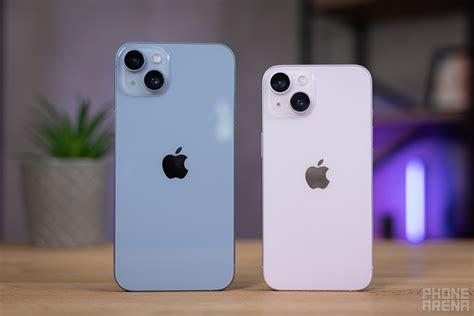 What is difference between iPhone 14 and 14 plus?